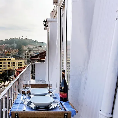 Amazing Downtown Apt With Small Balcony With View Over The Castle Lisbon Exterior photo